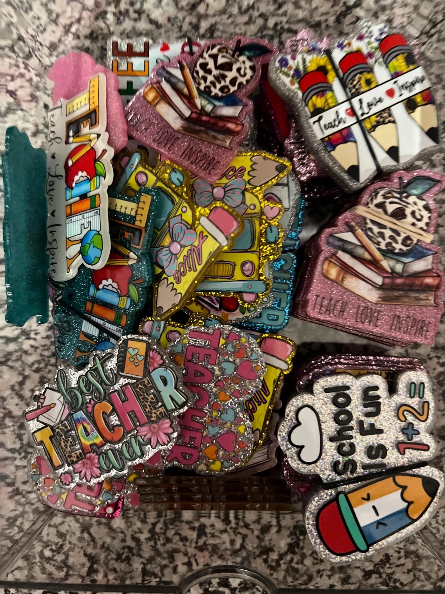 Mu Mu-Acrylics  $3/bag-7pcs